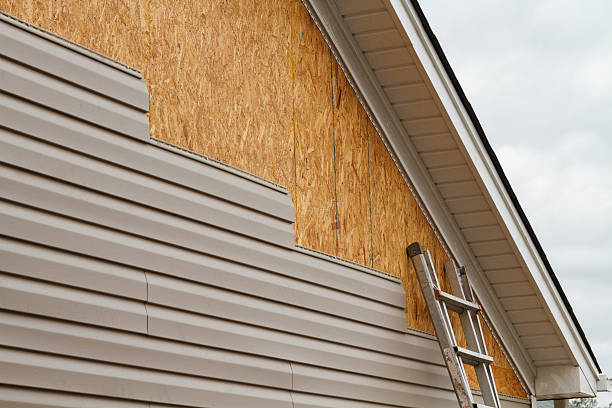24/7 Emergency Siding experts in Wheaton, IL